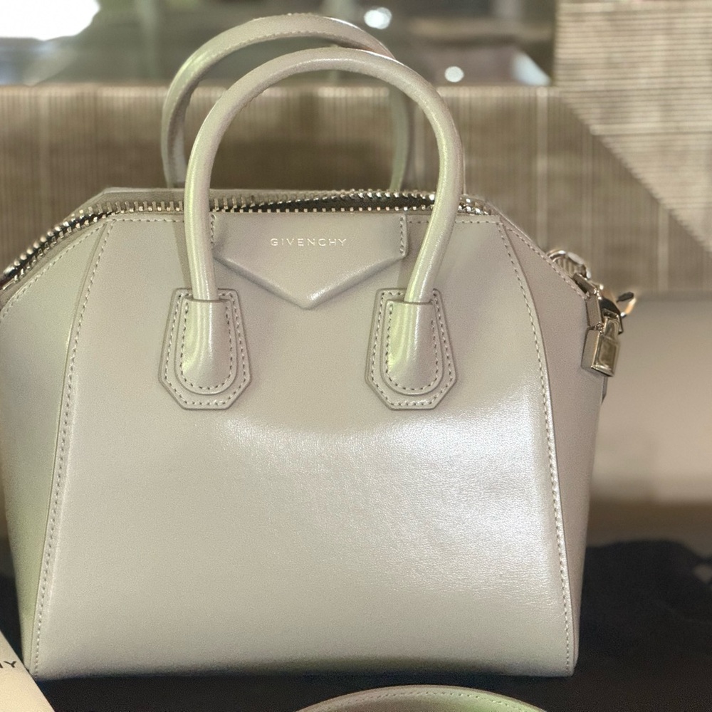 Givenchy Antigona Mini - Picture 4 of 14